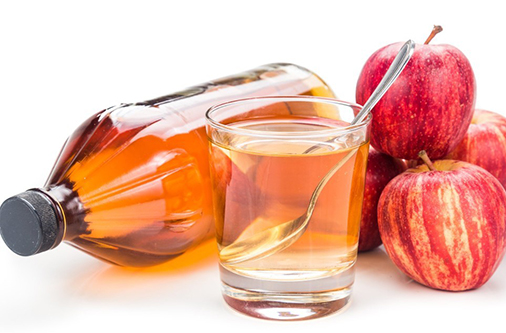 Избавиться от кислотного рефлюкса и изжоги поможет яблочный уксус: простой и бюджетный рецепт